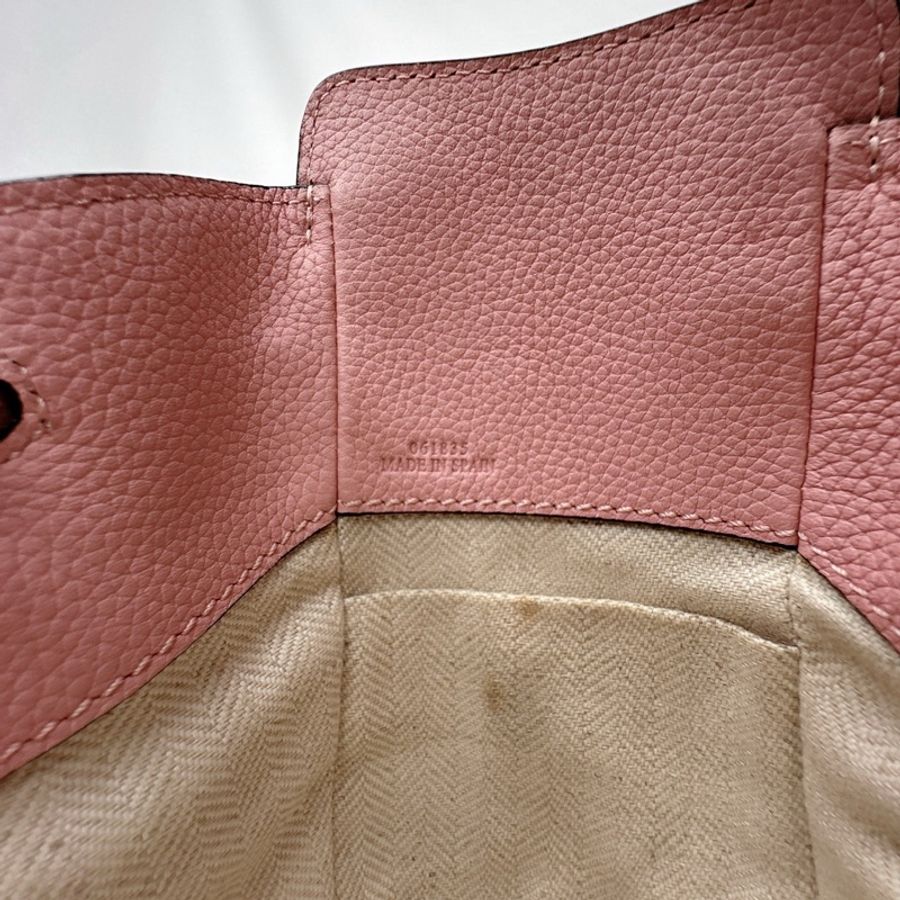 LOEWE Hammock Mini櫻花粉吊床包-11