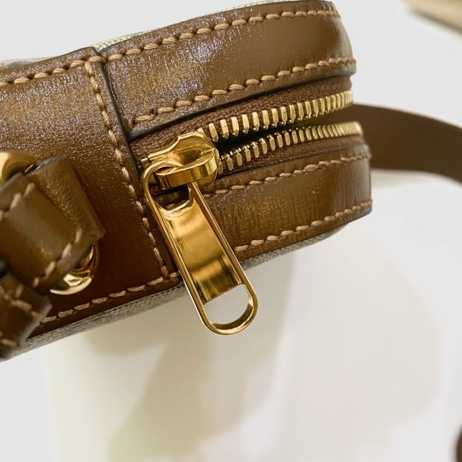 gucci pvc 郵差包-4