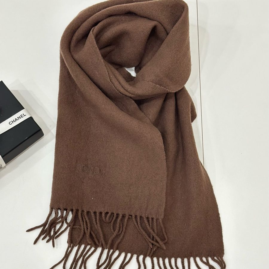FENDI 咖啡色 經典 刺繡 羊毛 圍巾-1