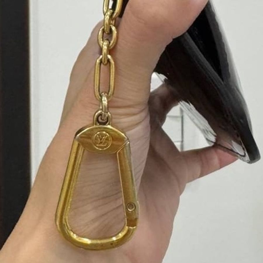 LV Vernis Pochette Cles Amarante M93557零錢包 鑰匙包 卡夾 卡包 信用卡夾-18