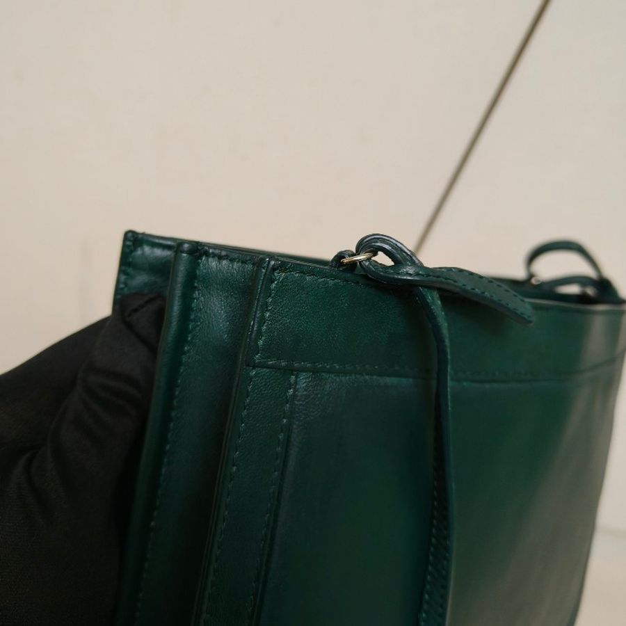‼️老娘最大🫅‼️通通降價再送好禮至5/11🎁㊣✨BALENCIAGA✨巴黎世家 綠色 羊皮 雷射 刻字 方包 相機包 斜背包 肩背包/二手包/二手精品/保證正品🌳二手樹屋🌳-20