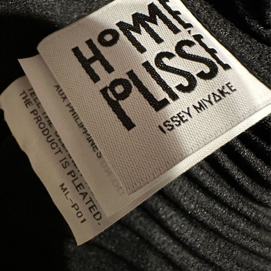 HP HOMME PLISSE 微高領上衣 4號-3