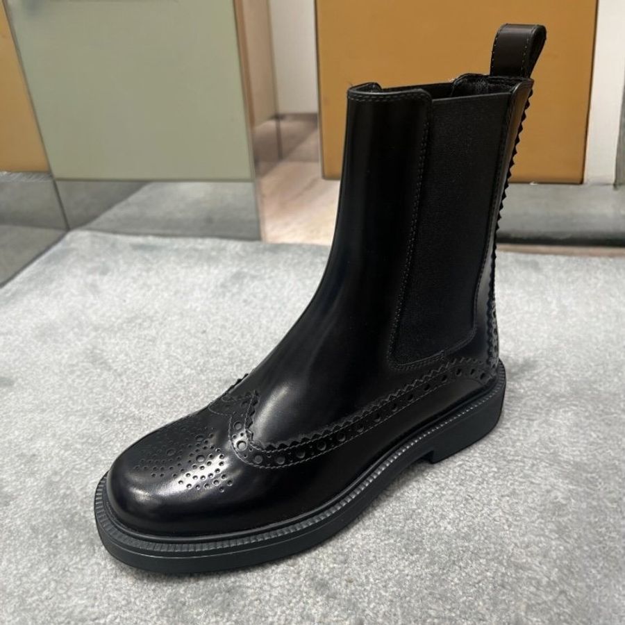 🎁母親節特價🎁Tod’s 女款小牛皮英式雕花女士踝靴 黑色 IT 35.5/36/37/37.5/38/38.5 (購買請訊息告知需要尺寸)-4