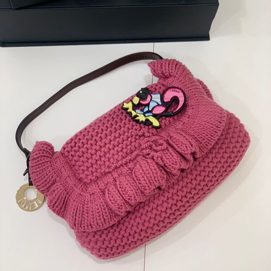 Fendi Vintage 粉色 針織 松鼠胸針 元寶包 餃子包 手提包 肩背包 側背包-2
