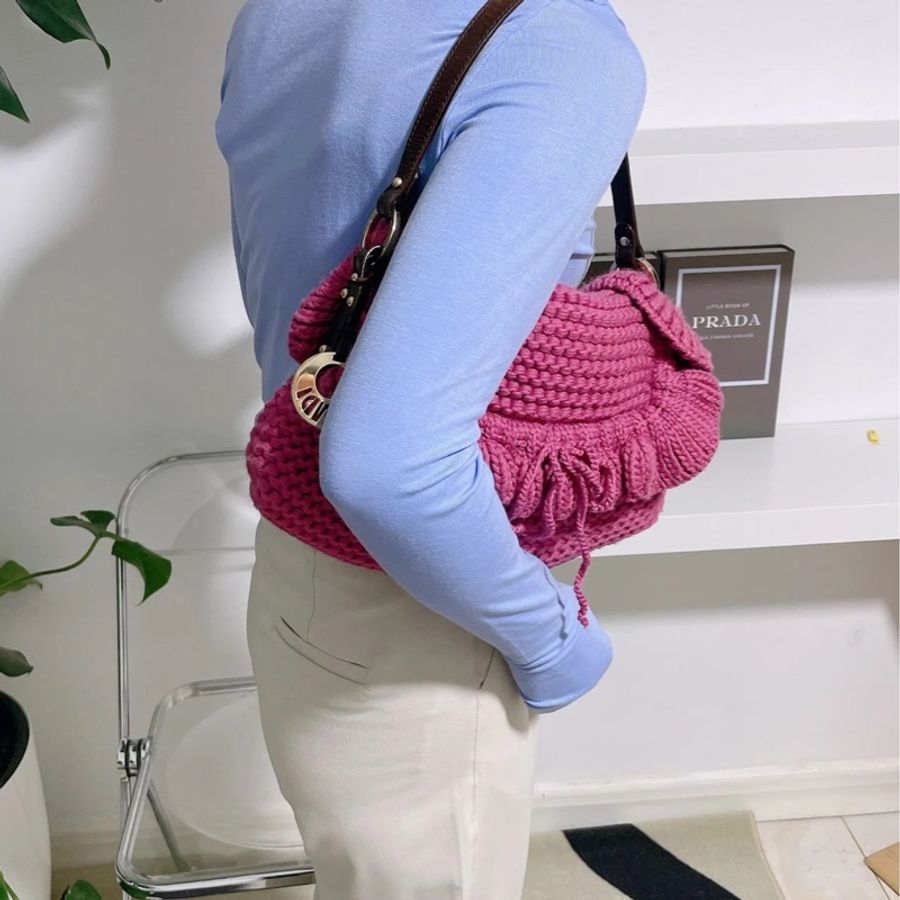 Fendi Vintage 粉色 針織 松鼠胸針 元寶包 餃子包 手提包 肩背包 側背包-8