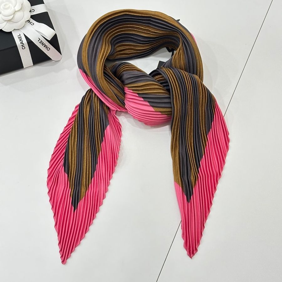 fendi 菱形 皺摺 領巾 圍巾 絲巾-1
