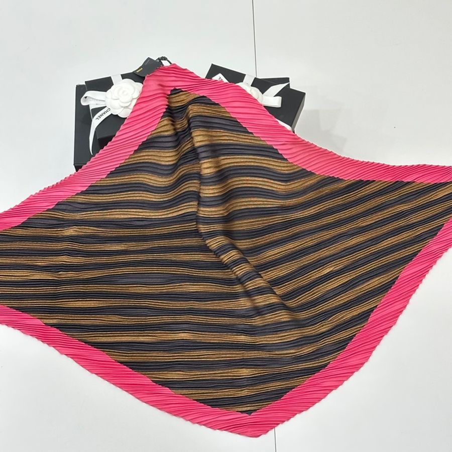 fendi 菱形 皺摺 領巾 圍巾 絲巾-6