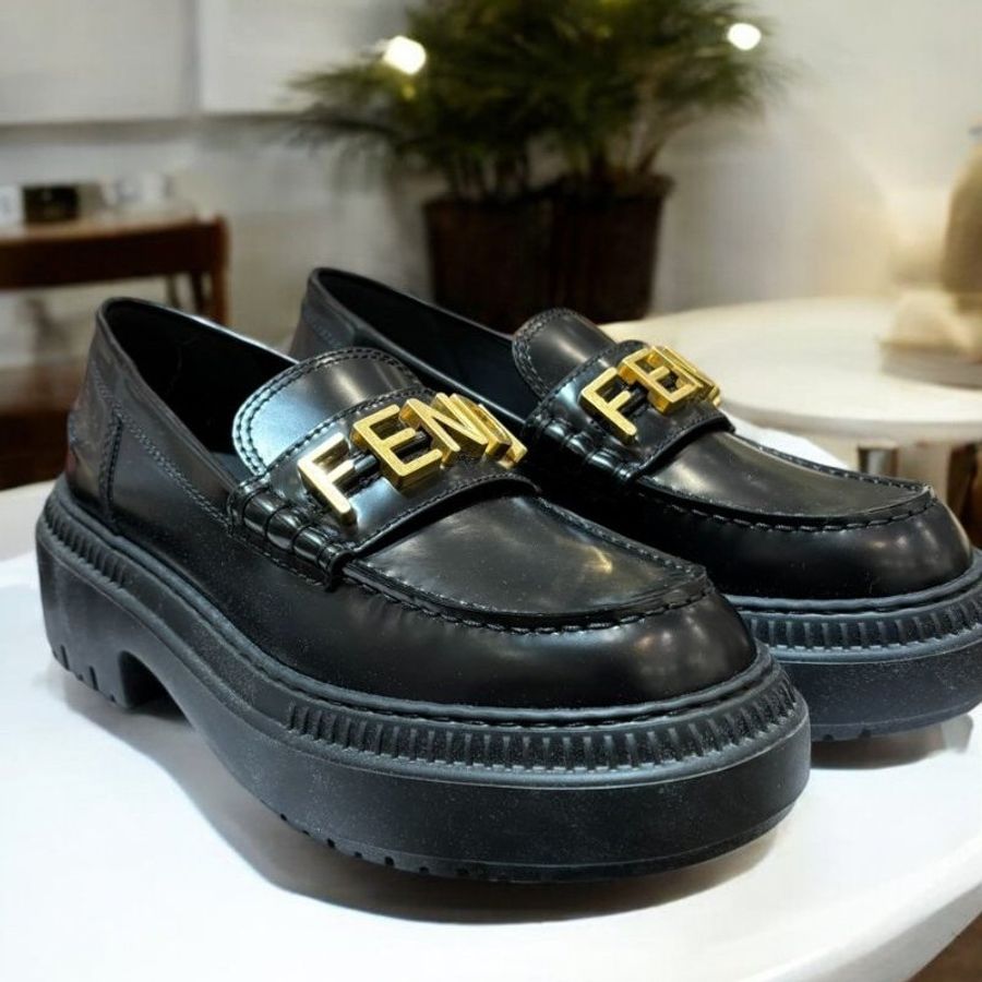 FENDI Fendigraphy 皮革樂福鞋/黑38號-3