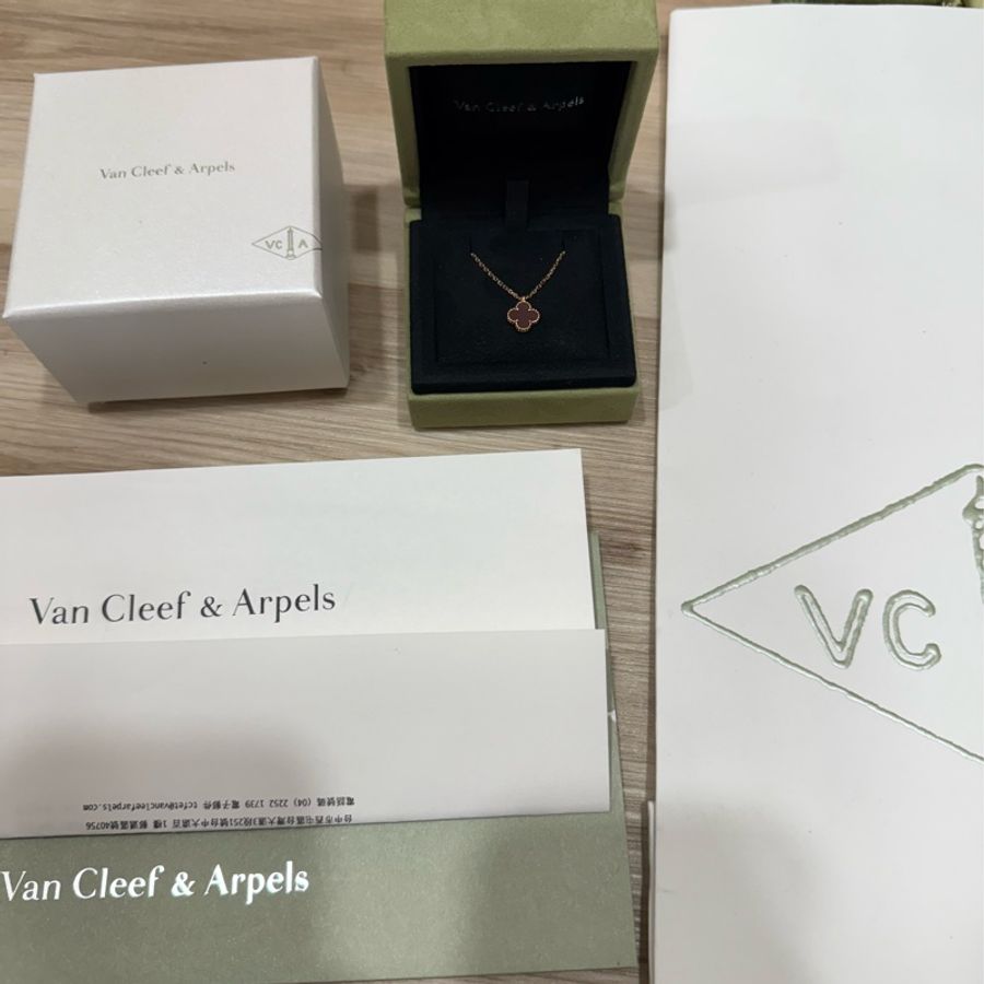 Van Cleef&Arpels梵克雅寶-VCA sweet Alhambra紅玉髓迷你草項鍊-3