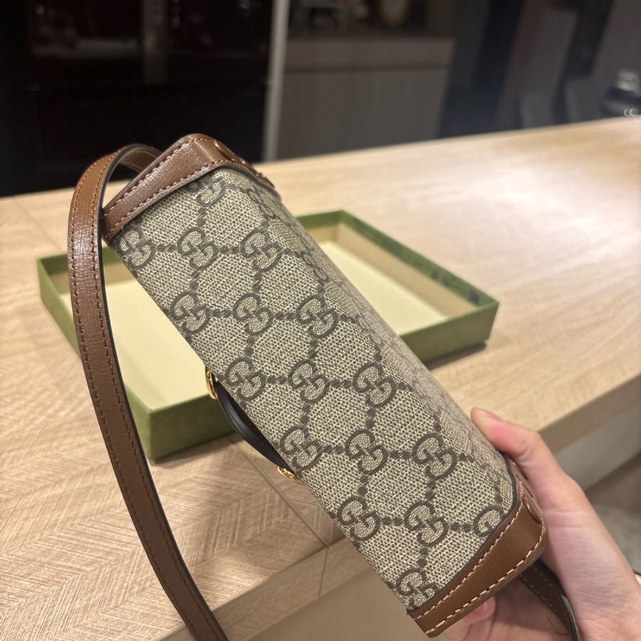 趙露思《偷偷藏不住》GUCCI 馬銜扣1955迷你袋-7