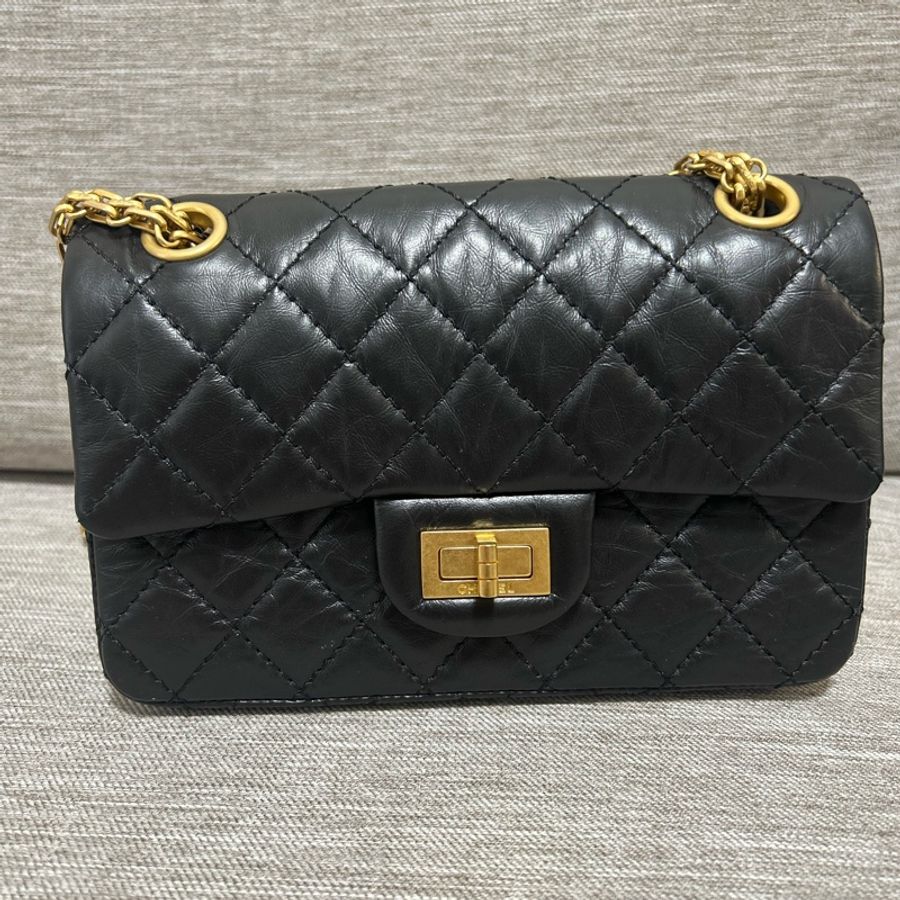 CHANEL 2.55 Mini 黑色金釦 晶片開-5