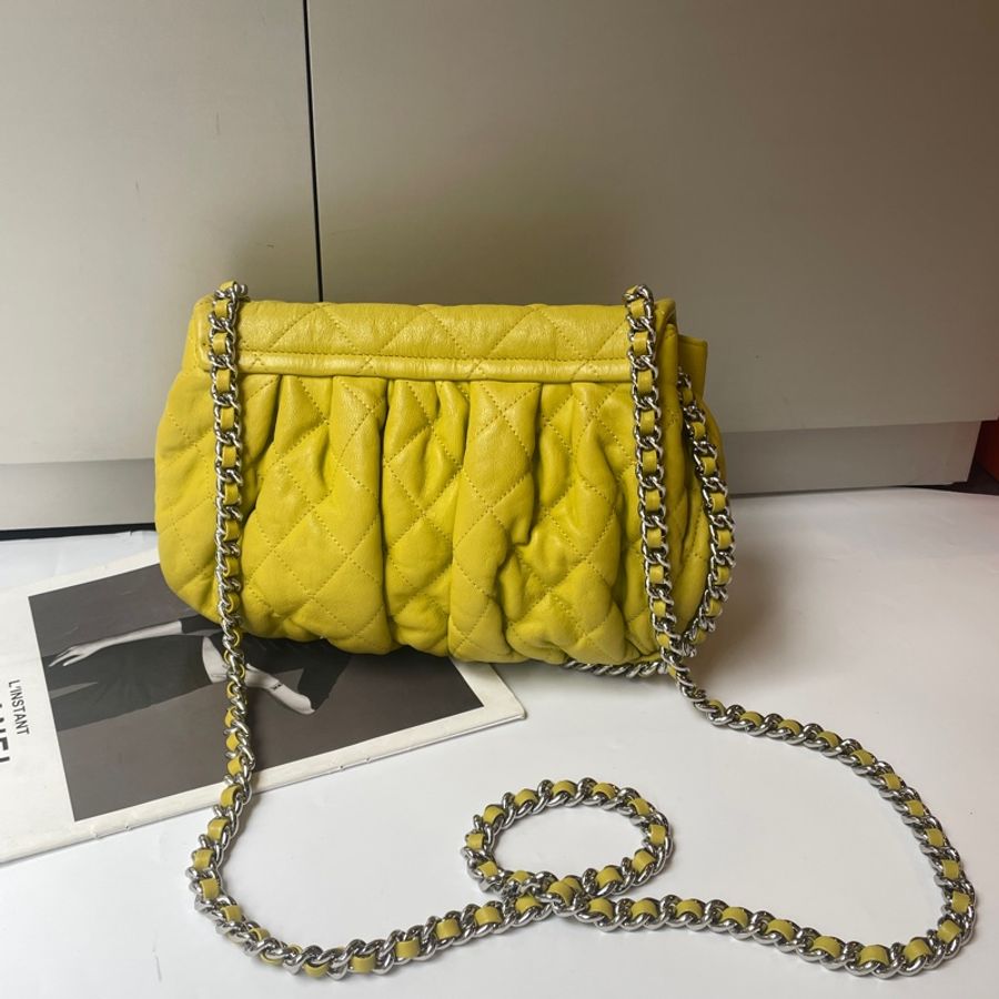 Chanel 芥末黃牛皮抓皺包-1