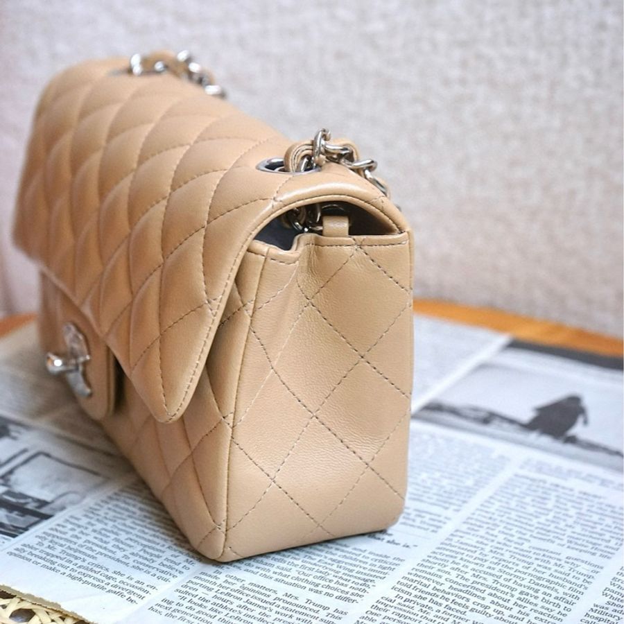 Chanel 經典翻蓋包Mini Flap 20cm 19C 奶茶色 米色-3
