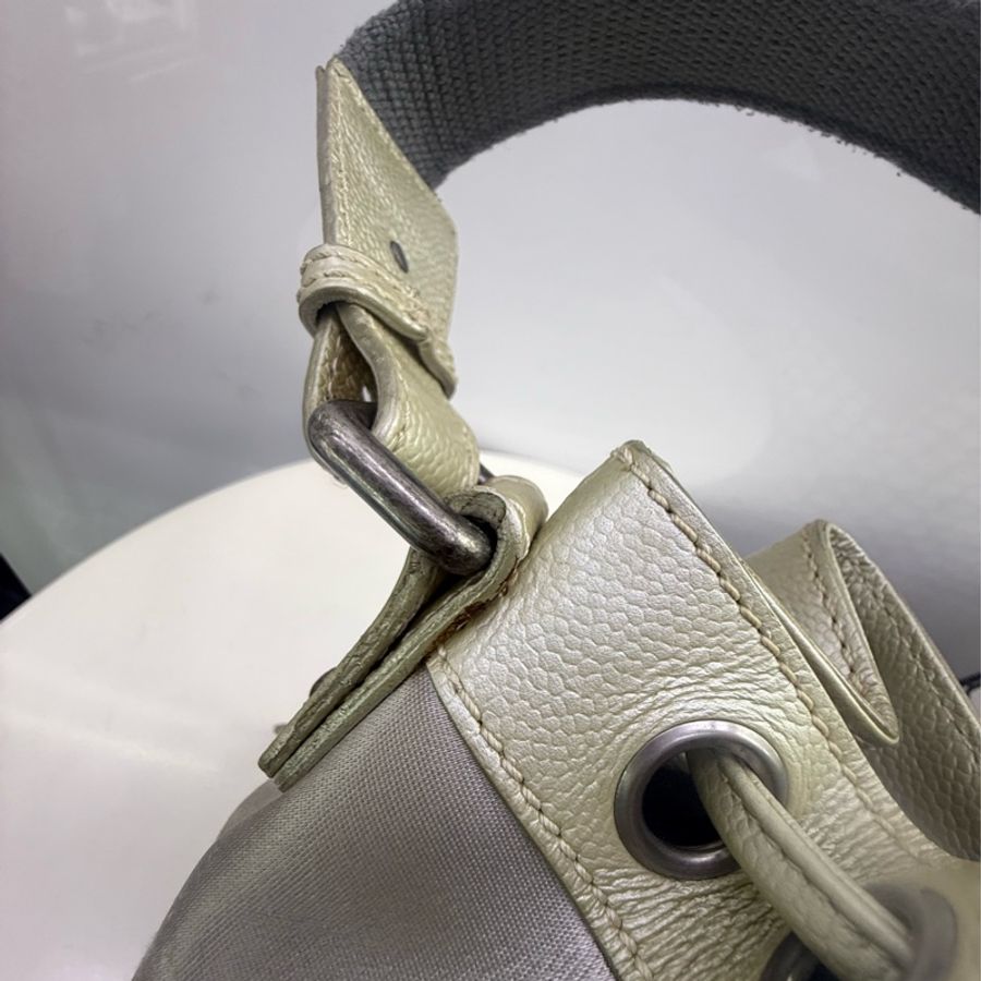 Chanel Bucket Bag-6