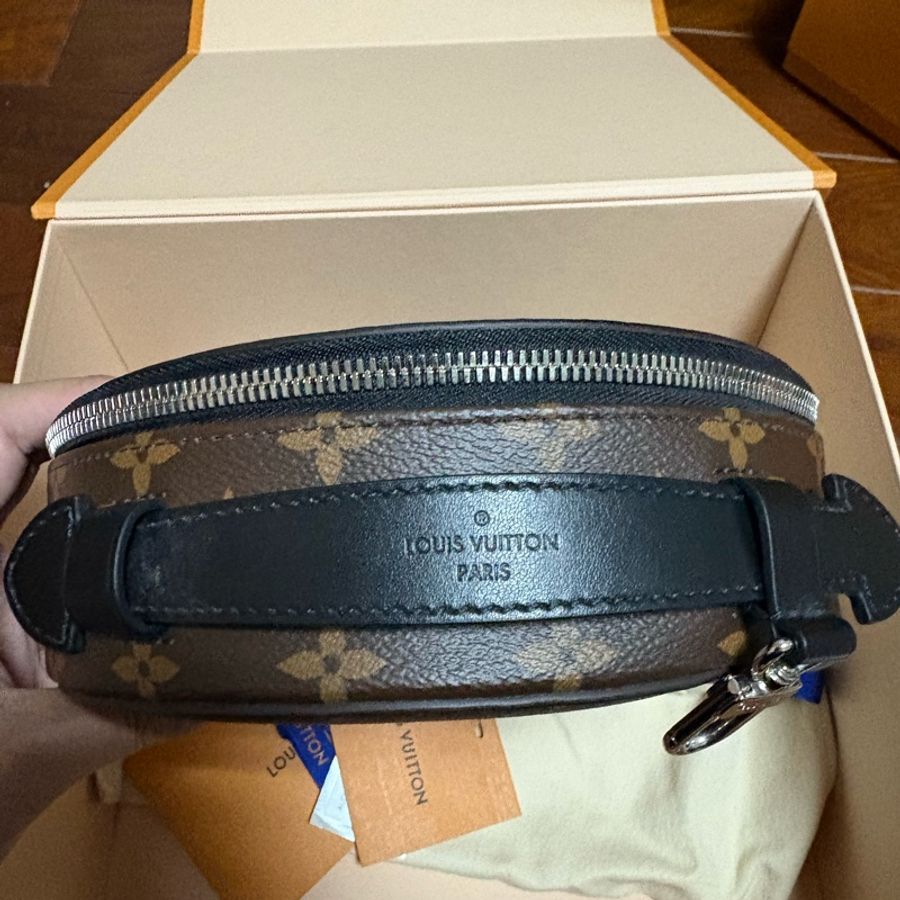 LV耳機包AUDIO CASE M46273-2