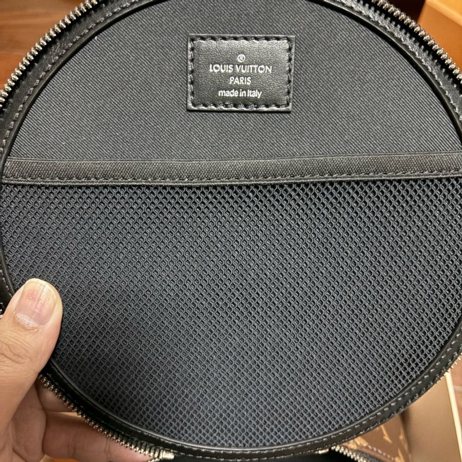 LV耳機包AUDIO CASE M46273-6