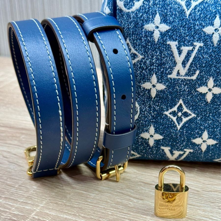 LV M59609 speedy 25限量老花丹寧牛仔背帶款波士頓包-4