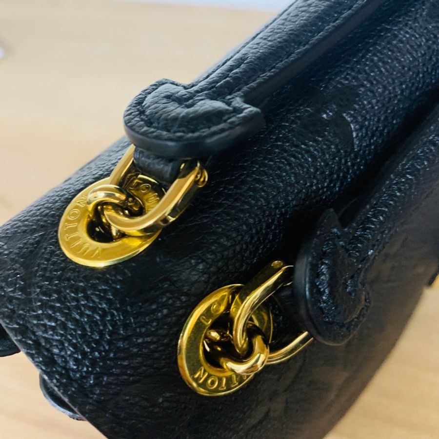 LV VAVIN PM 全配黑色壓紋牛皮 可肩背可斜背M44151-8