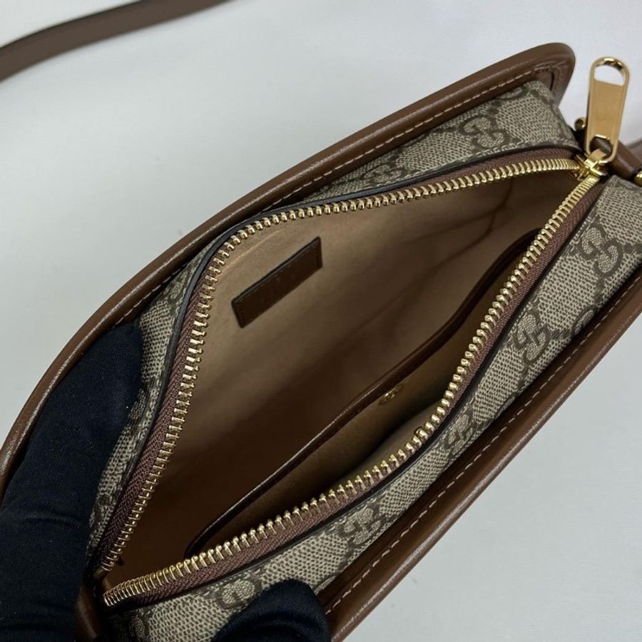 Gucci interlocking GG Supreme-2