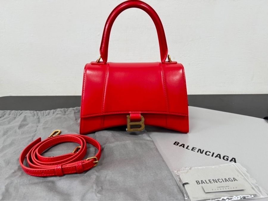Balenciaga Hourglass-10
