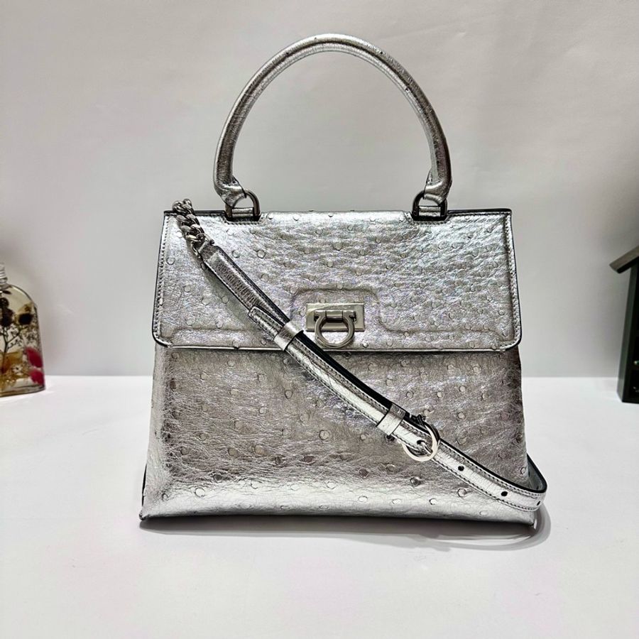 Salvatore Ferragamo Trifolio 鴕鳥皮手提/肩背包（亮銀）-0