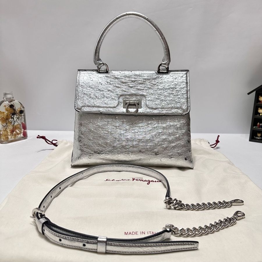 Salvatore Ferragamo Trifolio 鴕鳥皮手提/肩背包（亮銀）-30