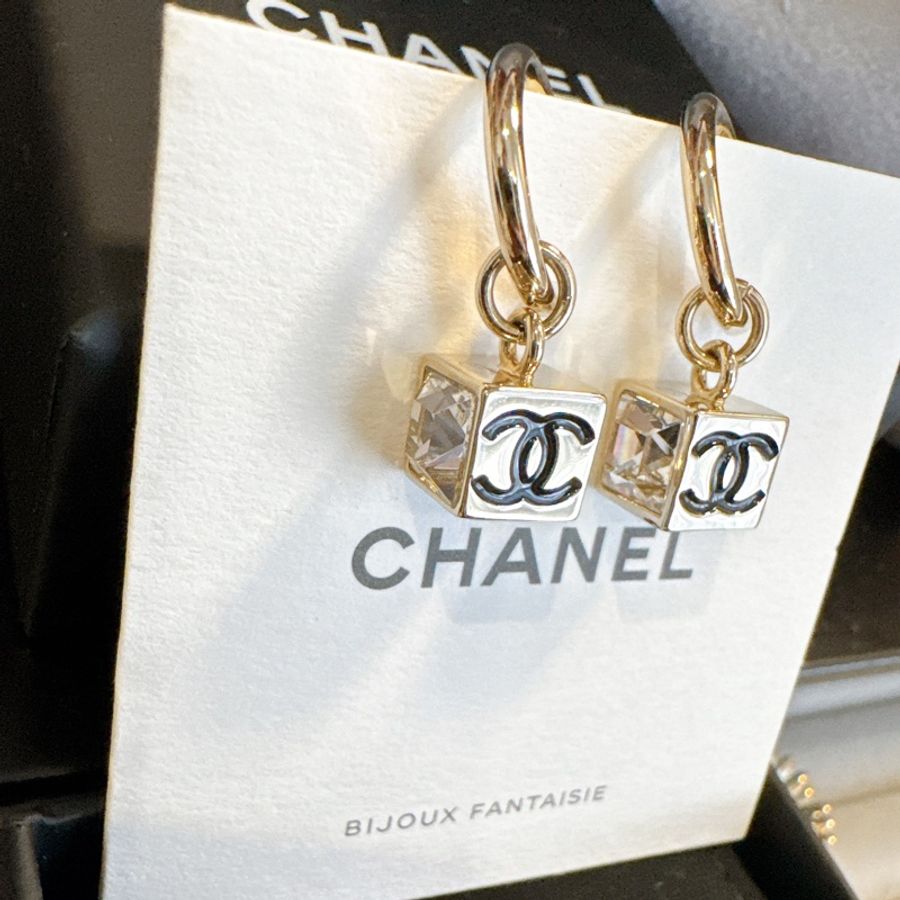 Chanel 香奈兒🧊方塊水鑽 mini垂墜耳環 /淡金耳環-10