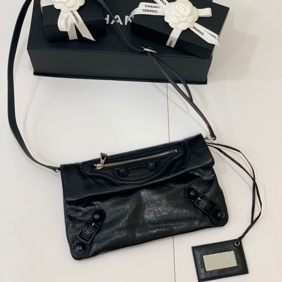 balenciaga 巴黎世家 黑色 手拿包 機車包 晚宴包 手挽包 斜背包 肩背包 側背包-0