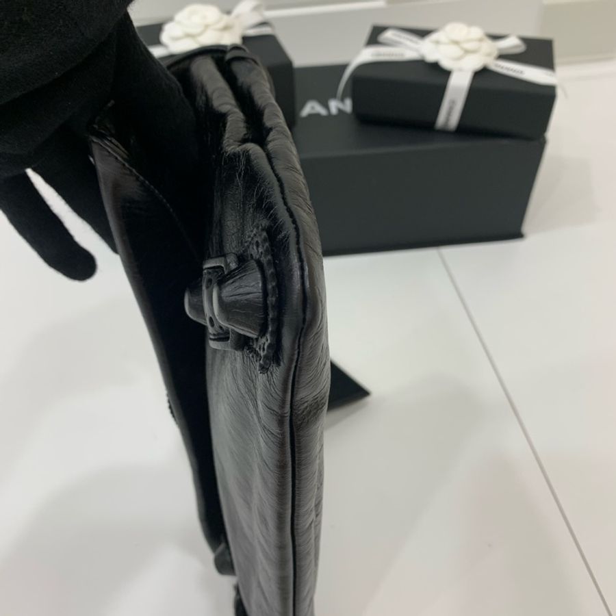 balenciaga 巴黎世家 黑色 手拿包 機車包 晚宴包 手挽包 斜背包 肩背包 側背包-30
