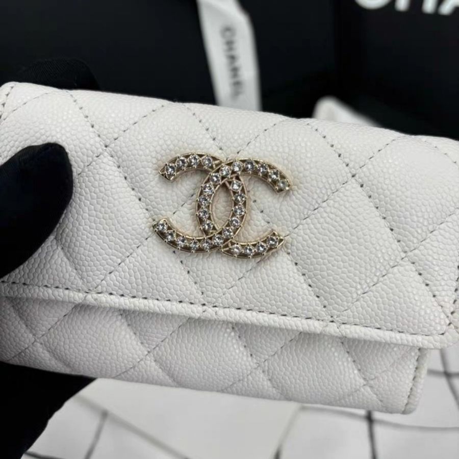 Chanel 香奈兒 菱格紋白色小羊皮卡包 水鑽金扣-3