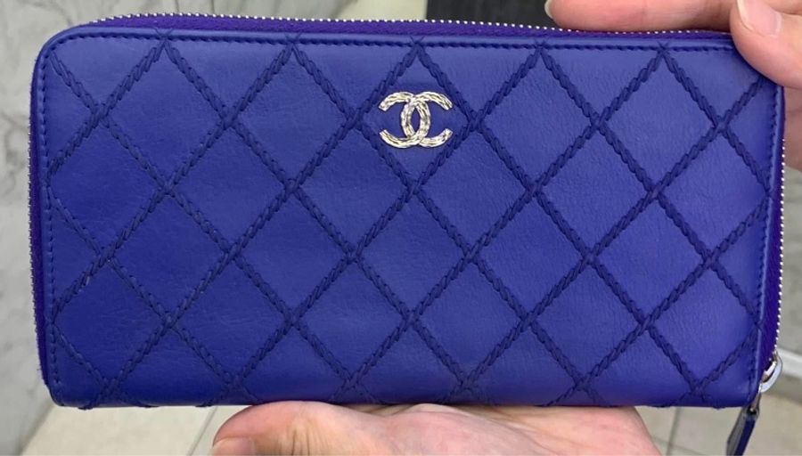 CHANEL 藍紫色牛皮粗縫線菱格紋拉鍊長夾-8
