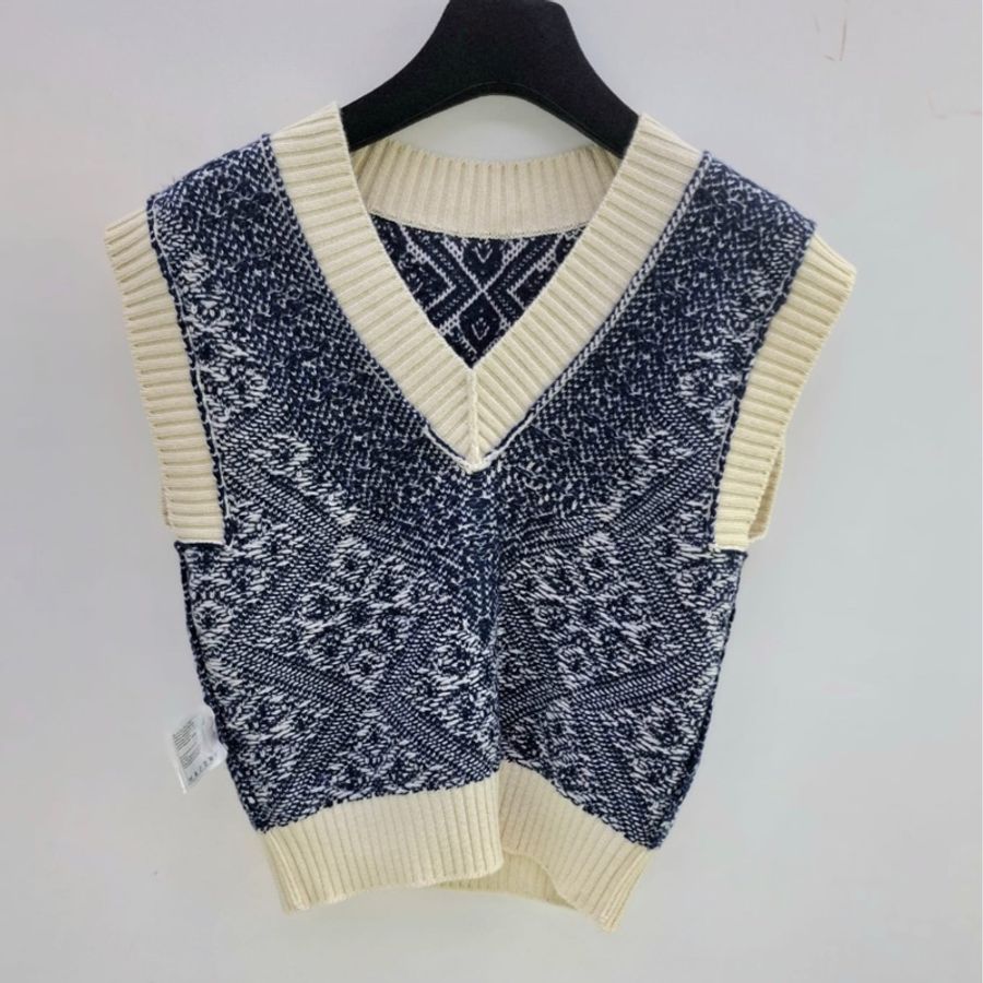 Chanel Cashmere Vest-3