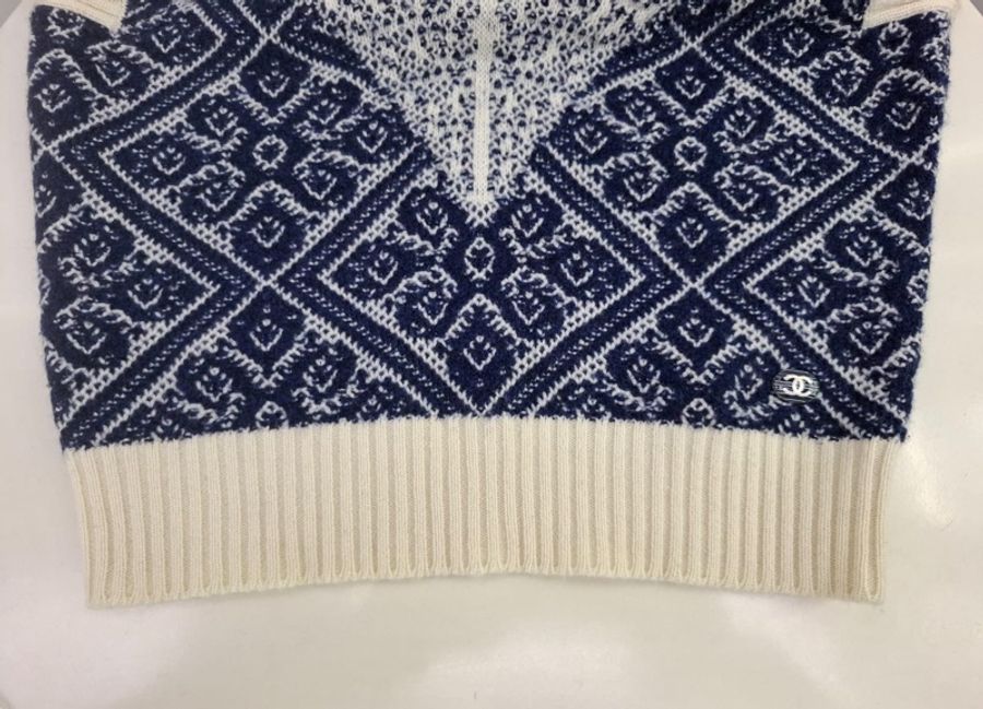 Chanel Cashmere Vest-13