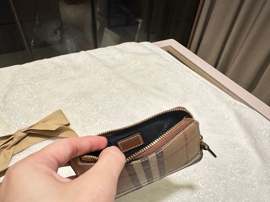 Burberry 經典格紋L型零錢卡夾-6
