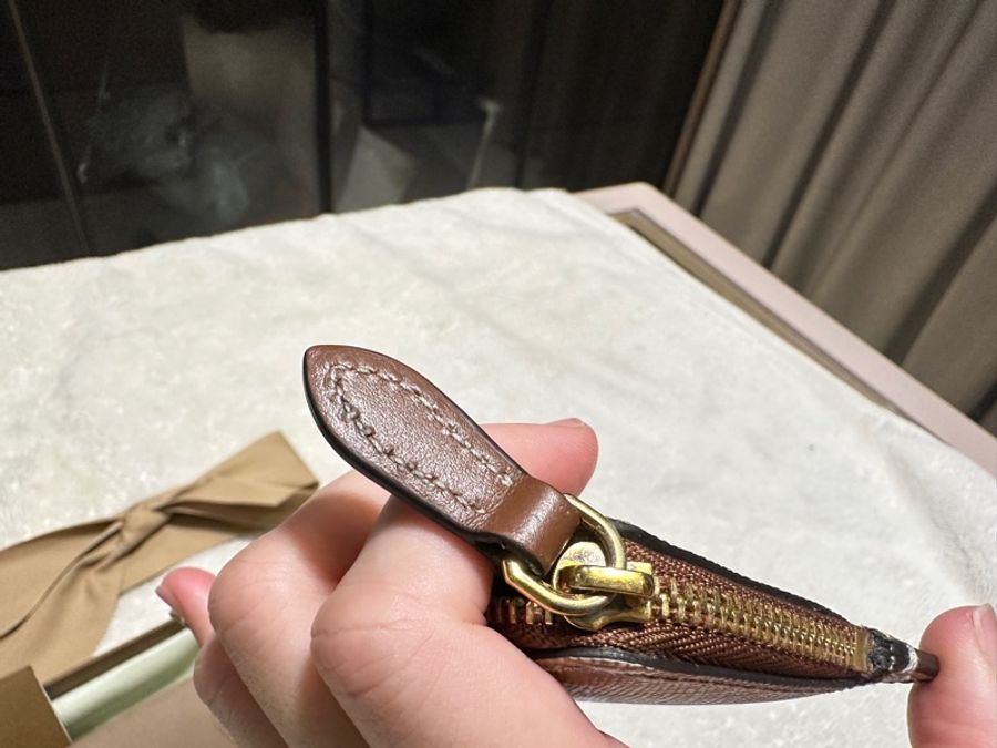 Burberry 經典格紋L型零錢卡夾-12