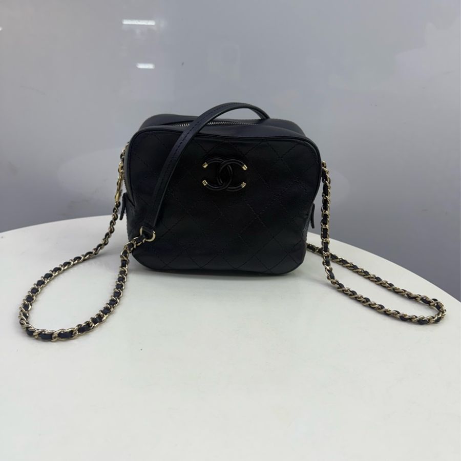 Chanel Crossbady Bag-3