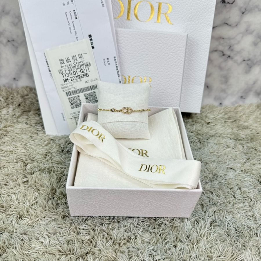 DIOR 經典CLAIR D LUNE品牌LOGOG水鑽/珍珠鑲飾造型手鍊(金)-0