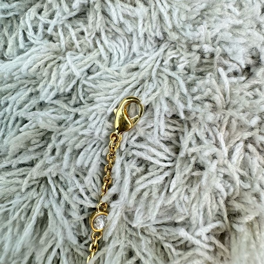 DIOR 經典CLAIR D LUNE品牌LOGOG水鑽/珍珠鑲飾造型手鍊(金)-9