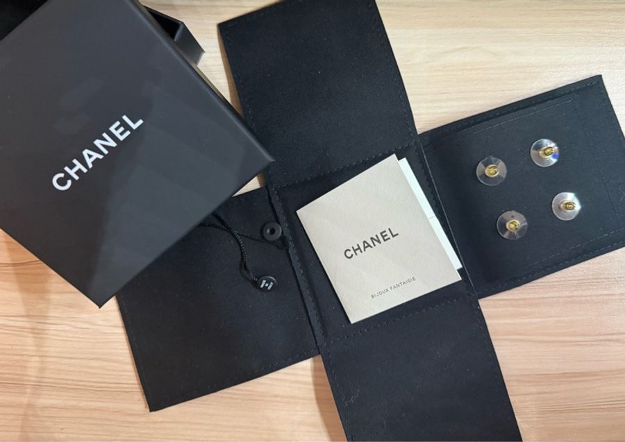 Chanel 25c 海洋系列stud earrings-3
