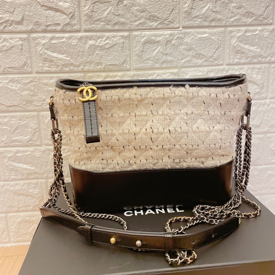 激甜出清有國際鑑定✨香奈兒Chanel Gabrielle白雪公主毛呢流浪包經典菱格衍縫皮革可單肩斜背（中號）-10