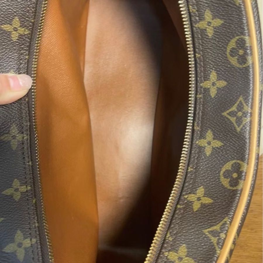 #LV#ouisvuitton #牛角包 #斜背包#郵差包-18