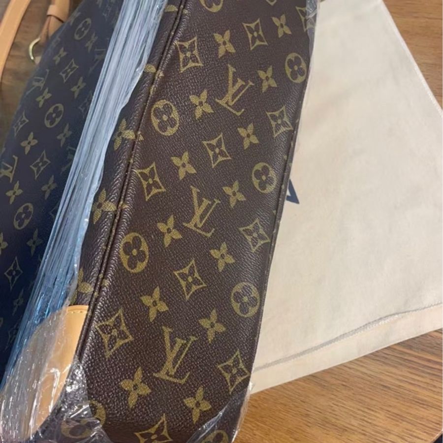 #LV#ouisvuitton #牛角包 #斜背包#郵差包-24