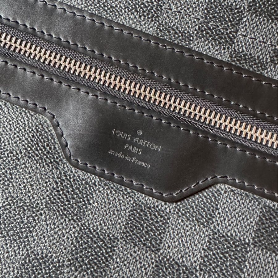 LV N58029 DANIEL MM Damier 男 黑棋盤格紋斜背包-2