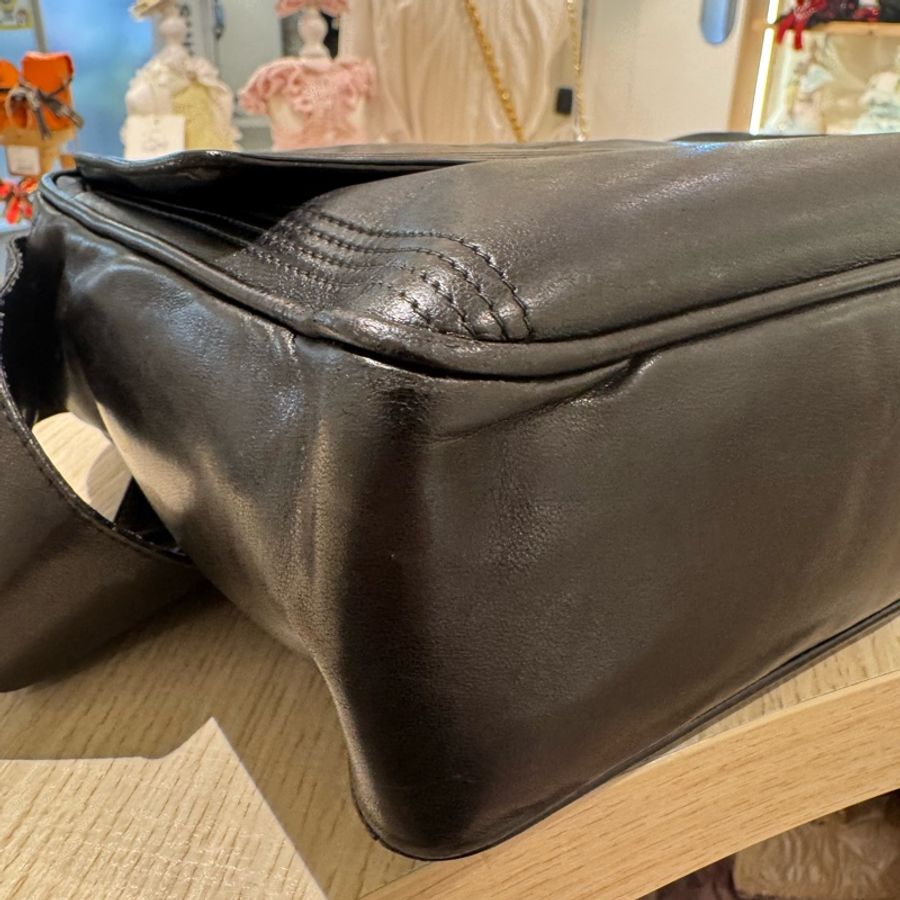 Chanel crossbody bag-7