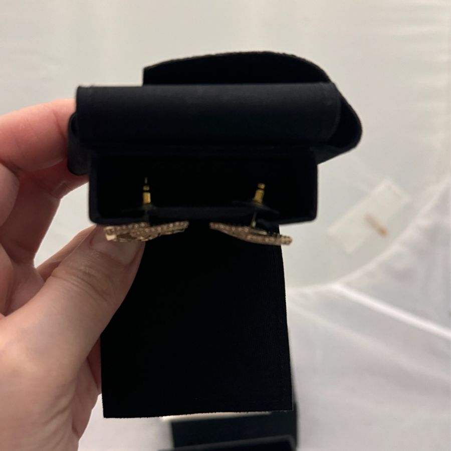 CHANEL 香奈兒 經典CC LOGO水鑽耳針式耳環(金)-4