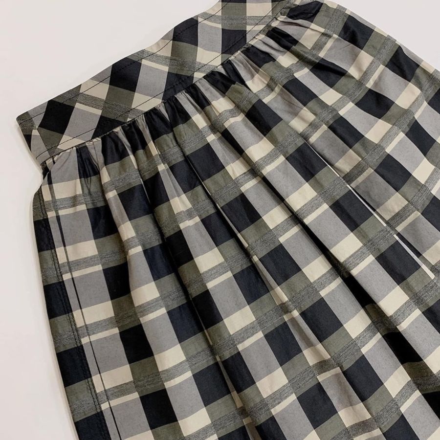 Burberry 黑標 格紋混毛高腰短裙-3