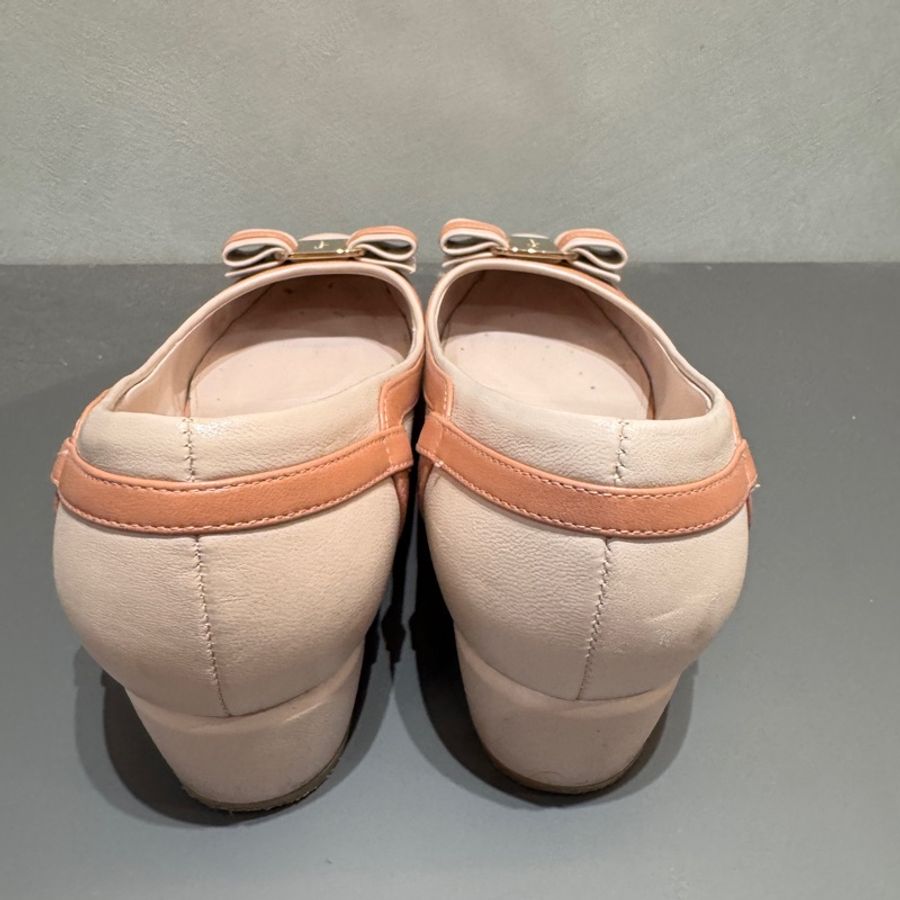 Salvatore Ferragamo 經典蝴蝶結拼色低跟鞋-6