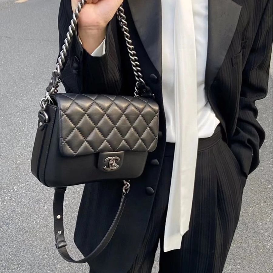 Chanel Cf黑銀全牛皮口蓋包🖤98新全網唯一釋出🔥雙鏈多背法-32