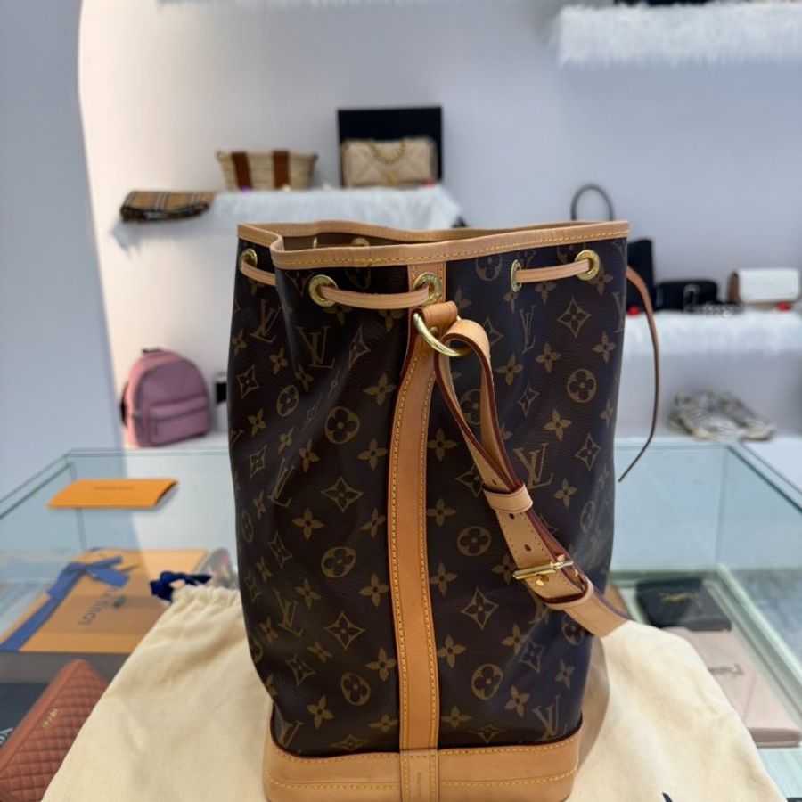 LV Petit Noé 手提水桶包-2