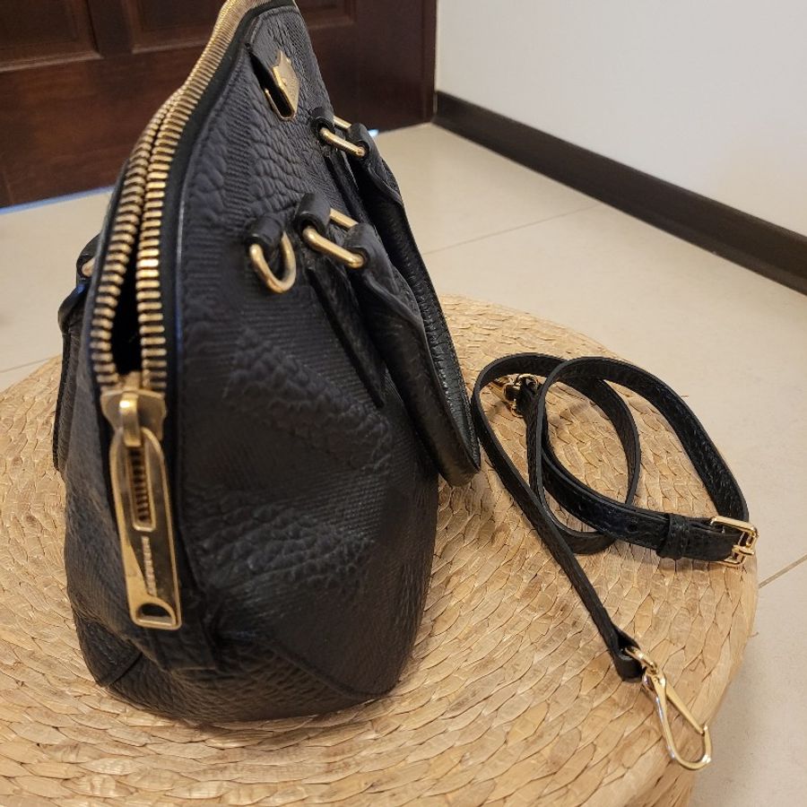 Burberry 貝殼包-6
